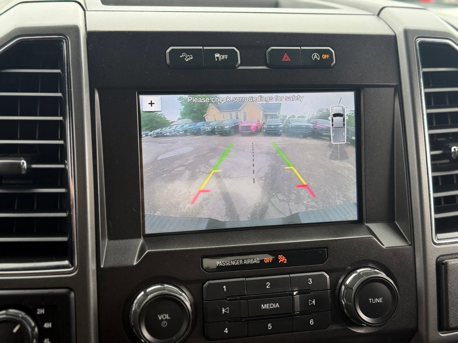 Used 2018 Ford F150 XLT w/ Equipment Group 302A Luxury AWD/4WD image 24
