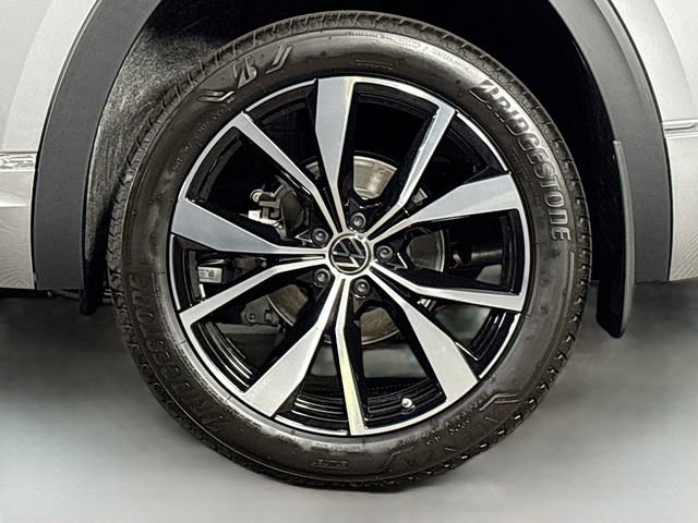 New 2026 Volkswagen Atlas SEL Premium R-Line image 35