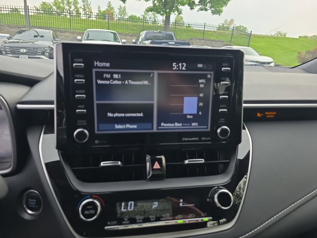 Used 2019 Toyota Corolla SE w/ SE Option Package FWD image 9