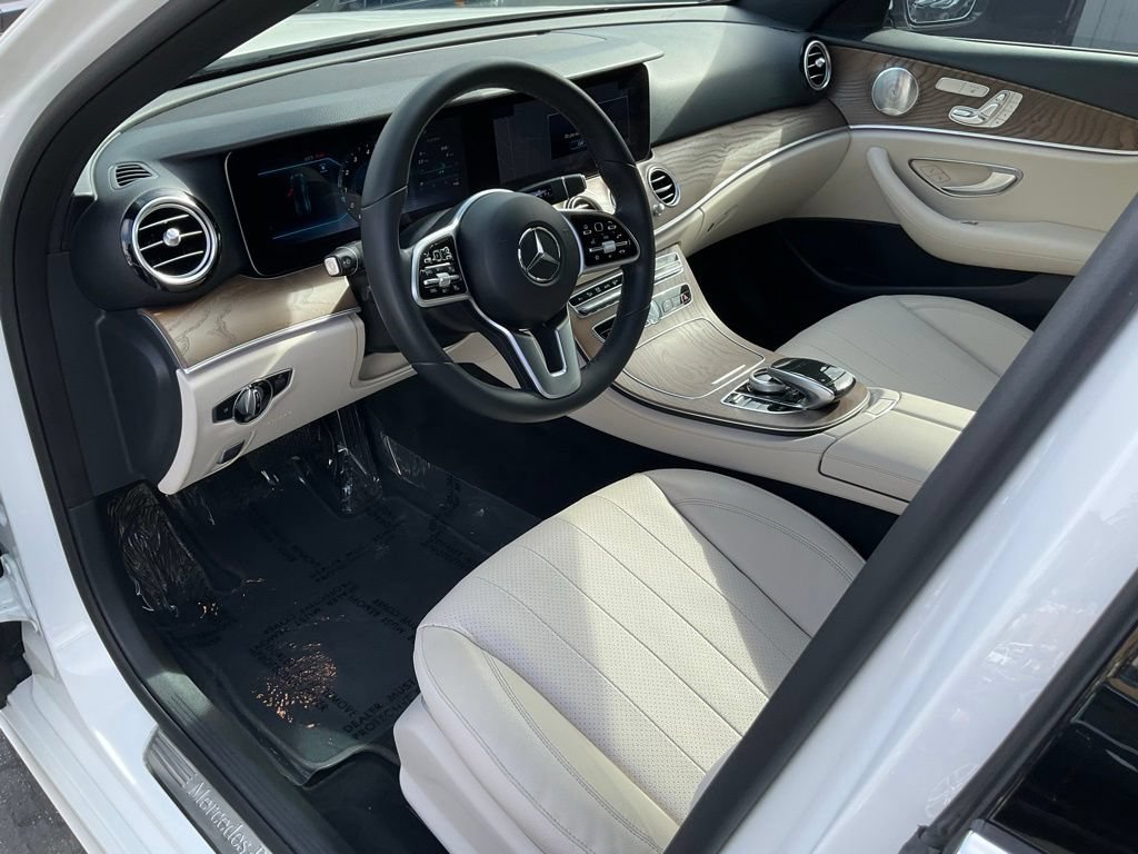 Used 2019 Mercedes-Benz E 300 w/ Premium 1 Package image 6