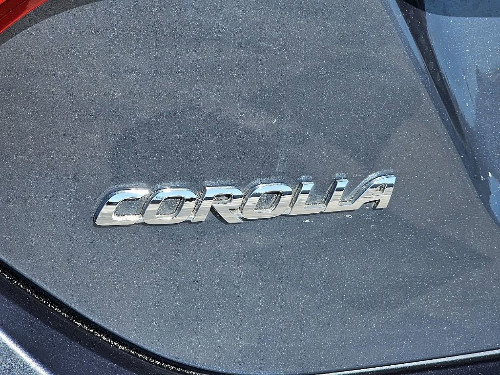 Used 2014 Toyota Corolla LE FWD image 13