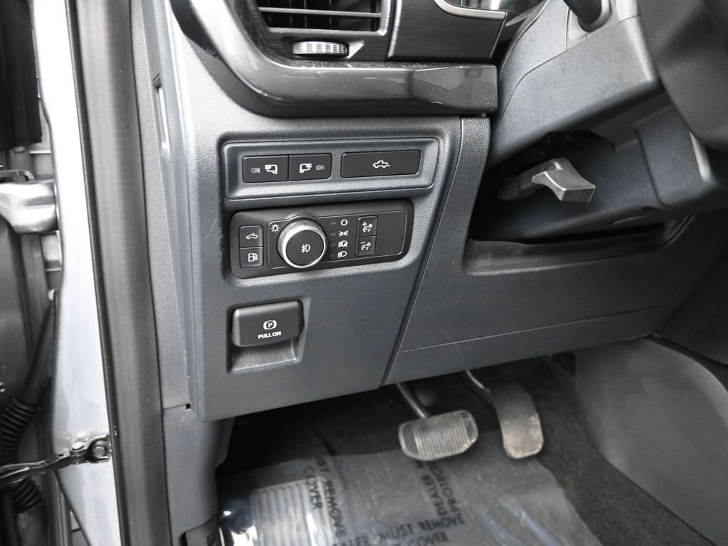 Certified 2021 Ford F150 XLT w/ Equipment Group 302A High image 13