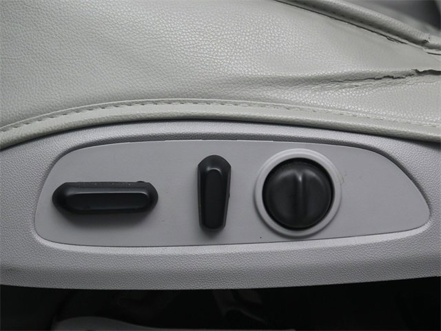 Used 2019 GMC Acadia SLT image 11