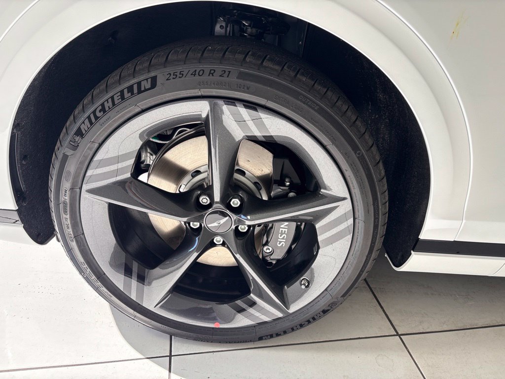 New 2027 Genesis GV70 2.5T Sport Prestige AWD/4WD image 9