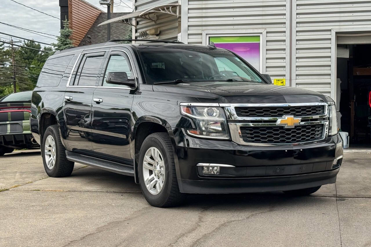 Used 2017 Chevrolet Suburban LT