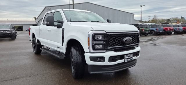 New 2026 Ford F250 Lariat w/ Black Appearance Package AWD/4WD image 2