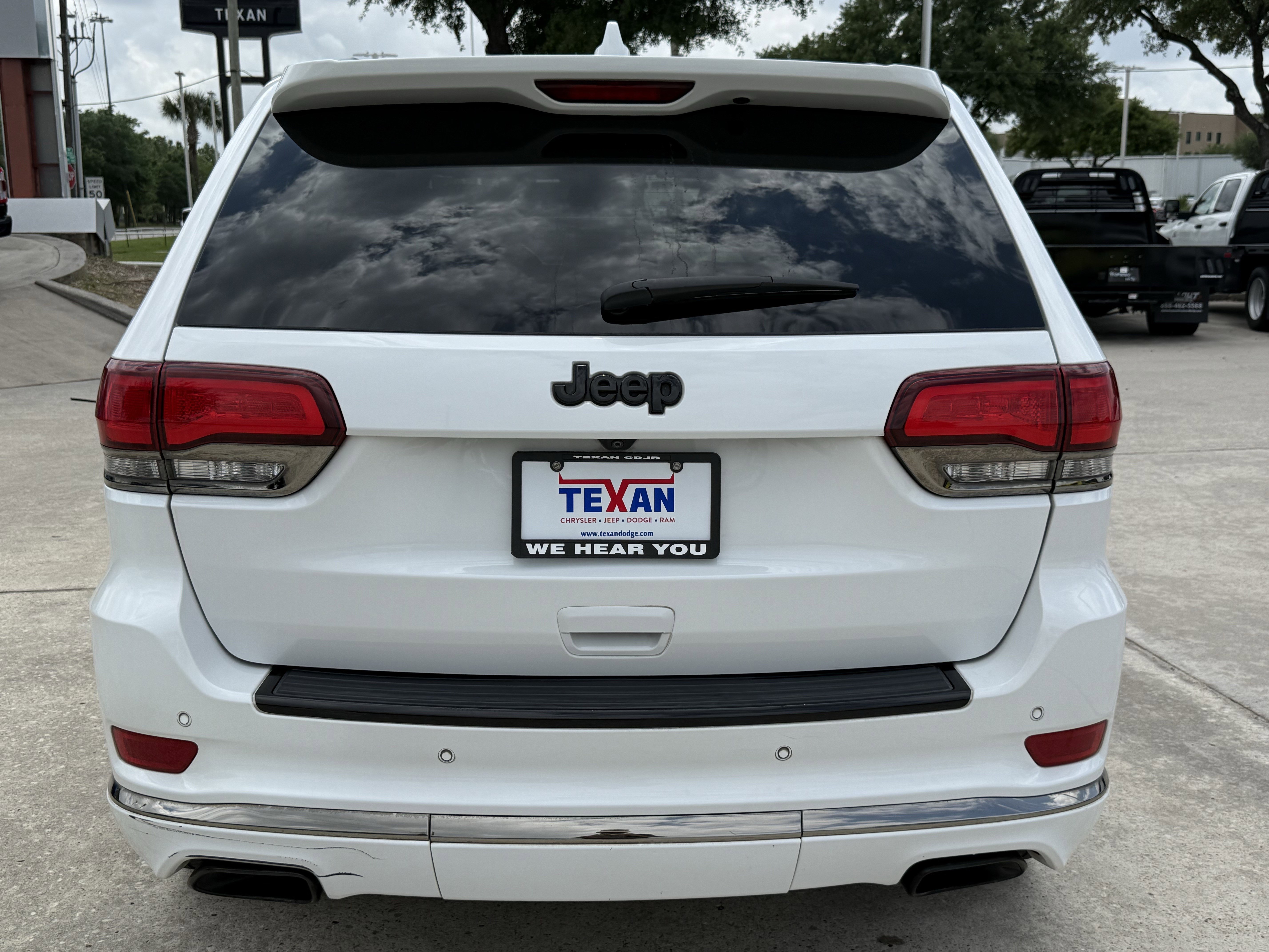 Used 2016 Jeep Grand Cherokee High Altitude RWD image 6