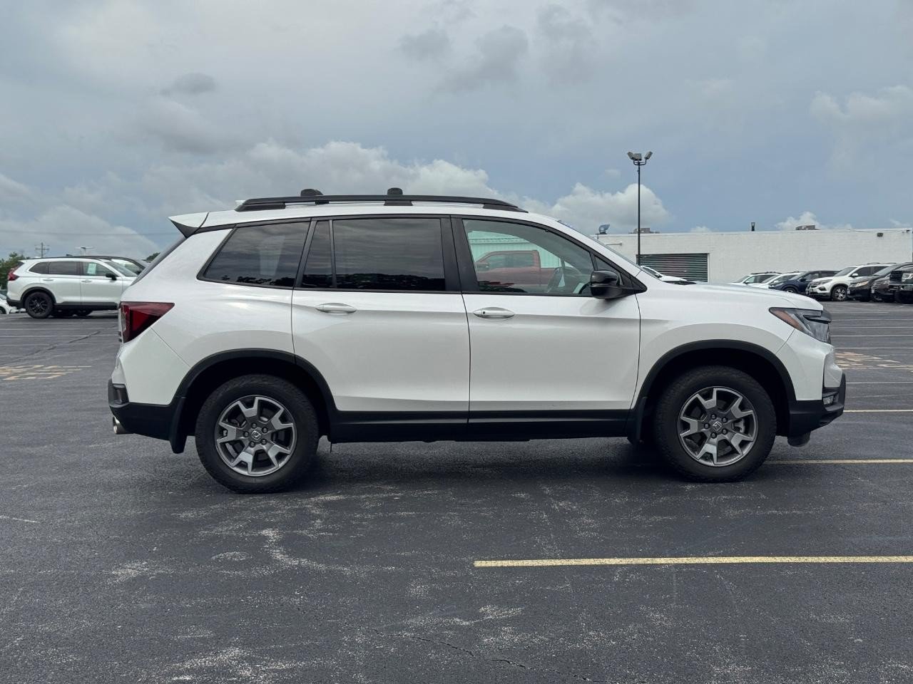 Certified 2023 Honda Passport TrailSport image 3