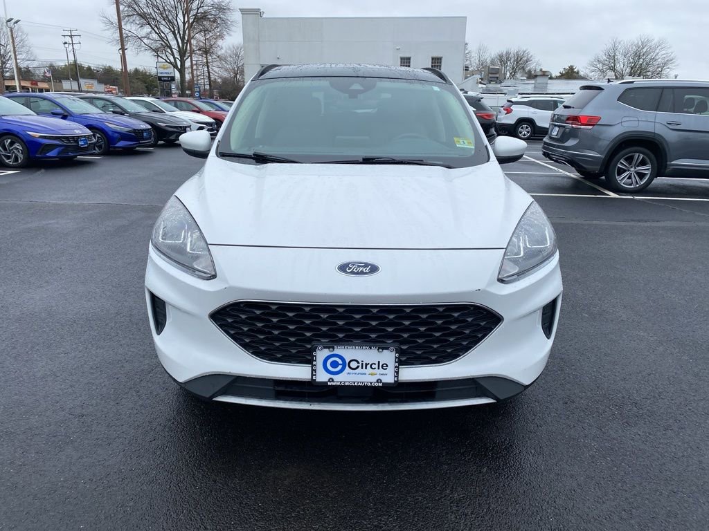 Used 2020 Ford Escape SE image 4