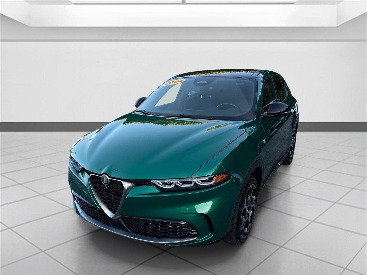 Used 2024 Alfa Romeo Tonale Ti w/ Active Assist Package AWD/4WD image 10