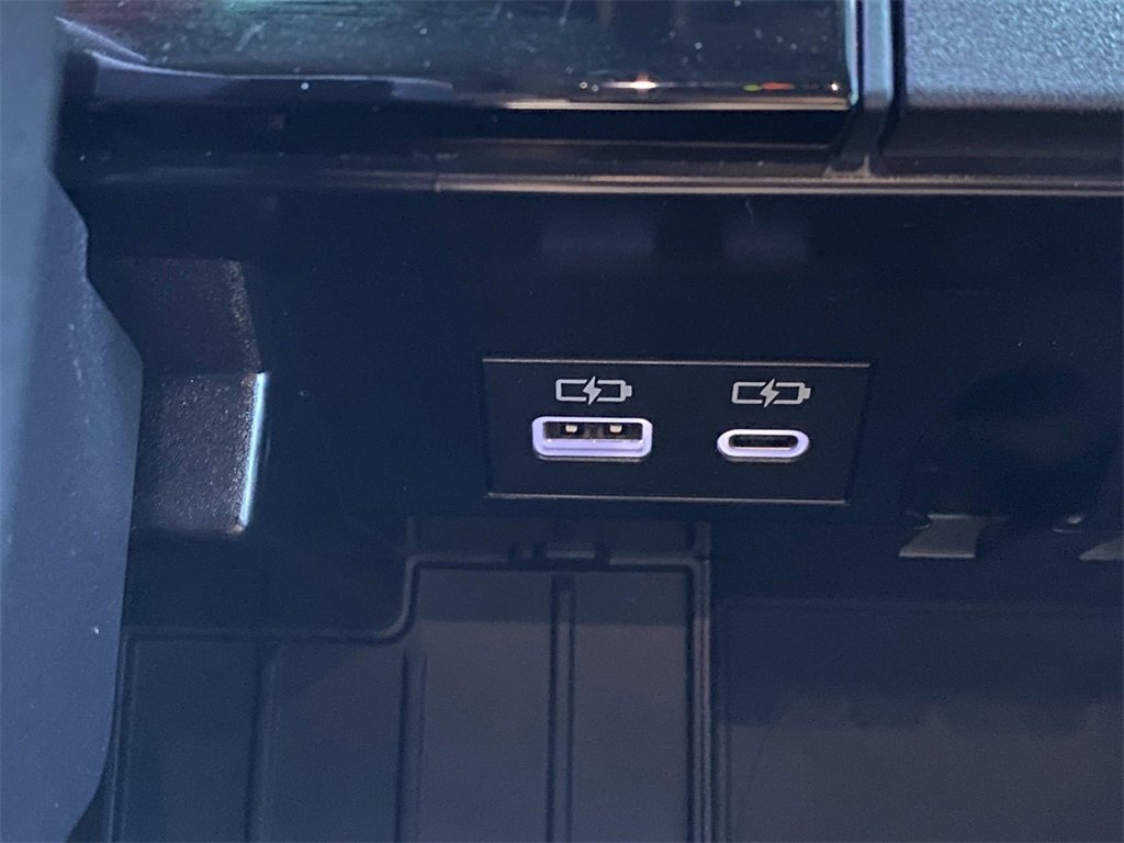 Used 2025 Toyota Tundra SR5 image 30