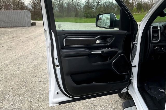 Used 2024 RAM 1500 Laramie image 23