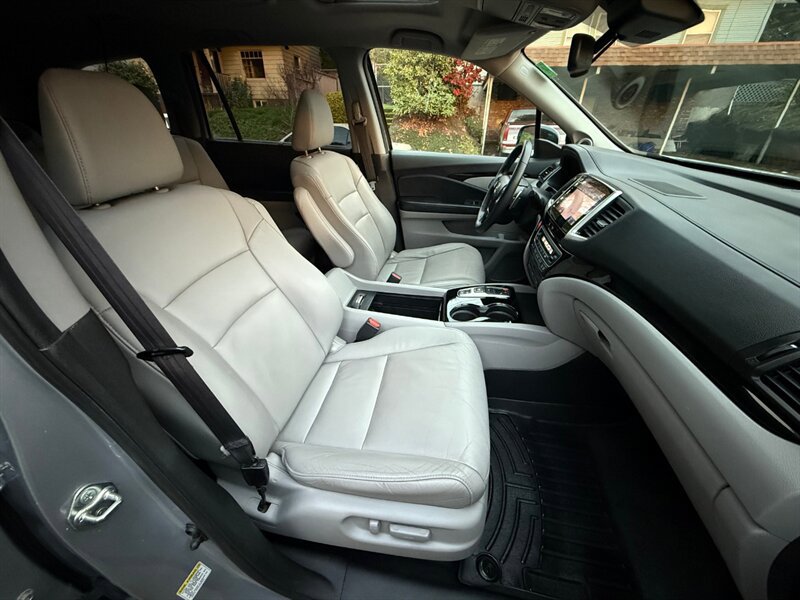 Used 2016 Honda Pilot Touring image 10