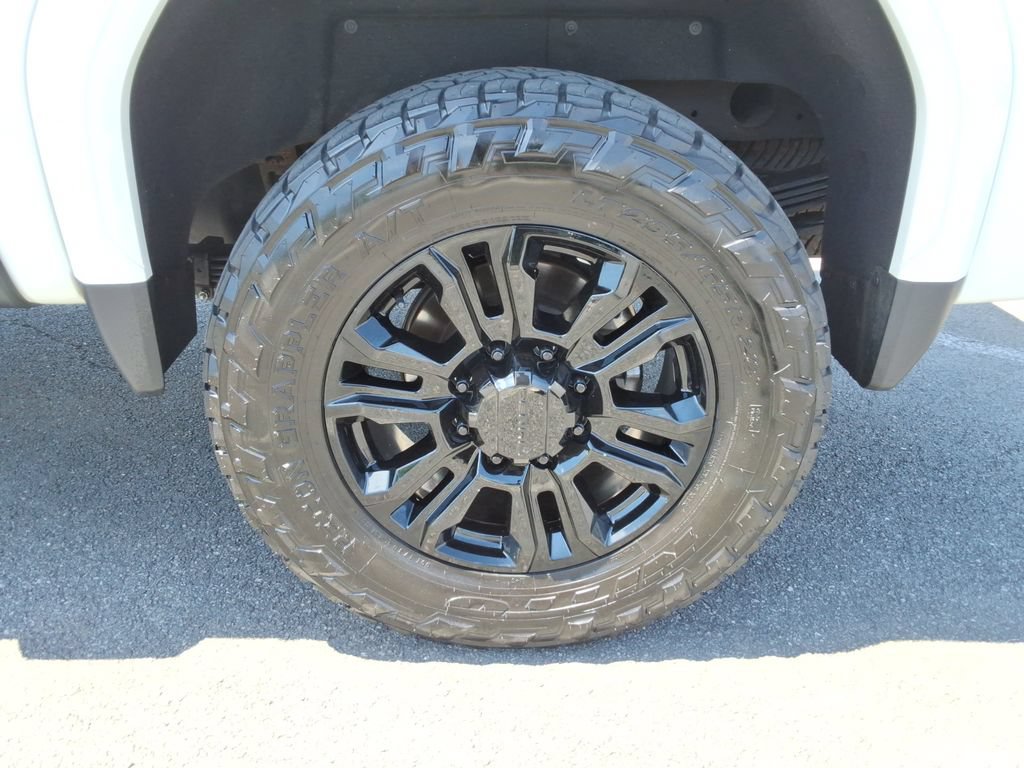 Certified 2025 GMC Sierra 2500 Denali Ultimate AWD/4WD image 14