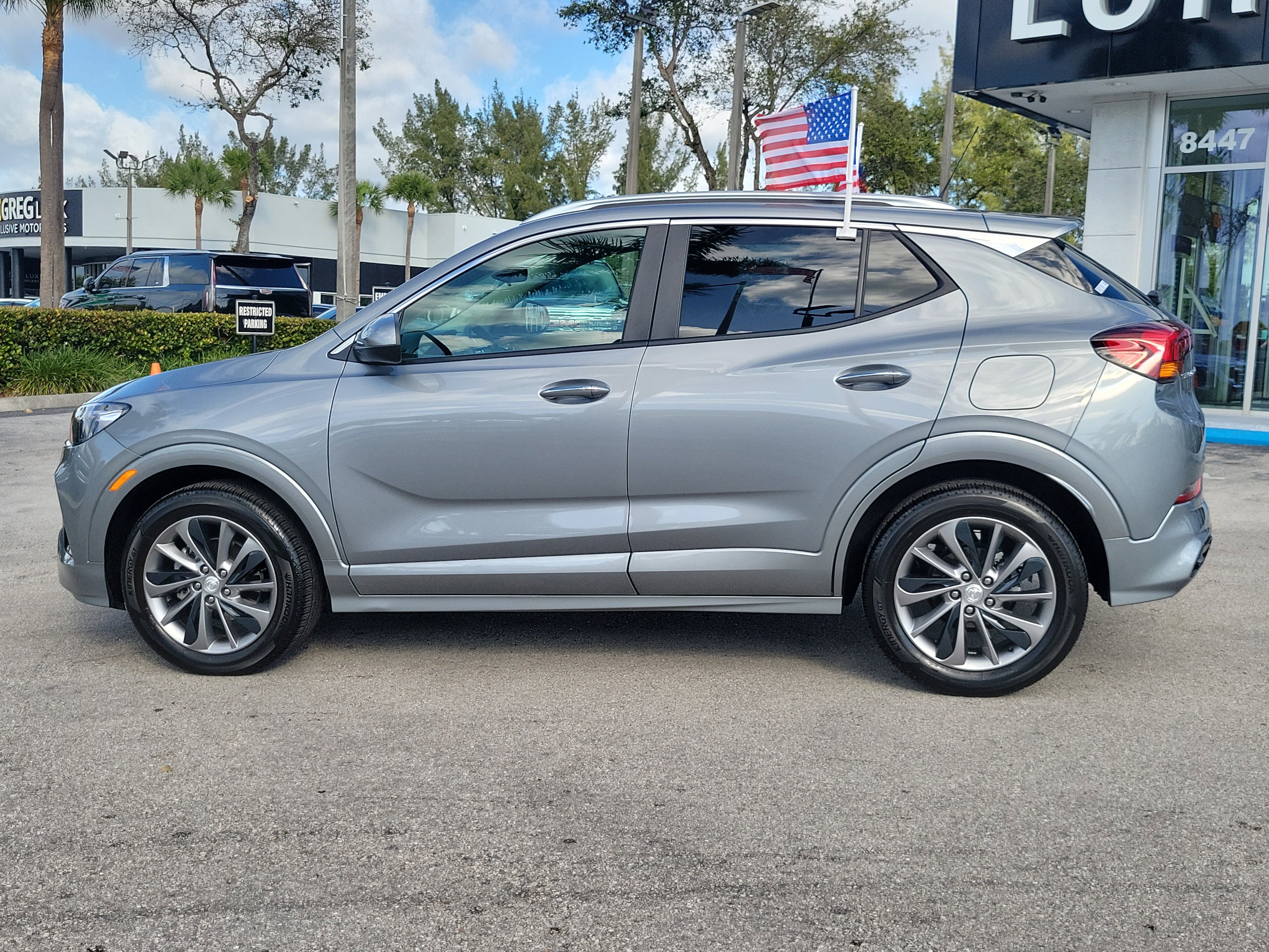 Used 2023 Buick Encore GX Select w/ Sport Touring Package image 8