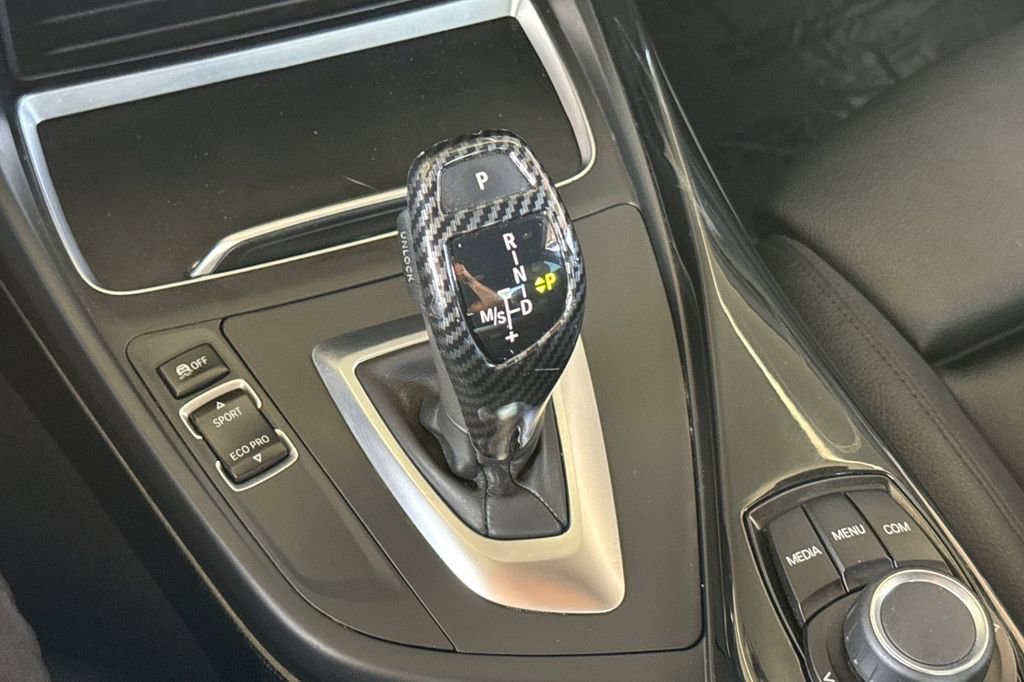 Used 2018 BMW 230i Coupe image 18