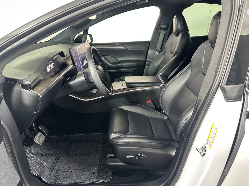 Used 2022 Tesla Model X Base image 17