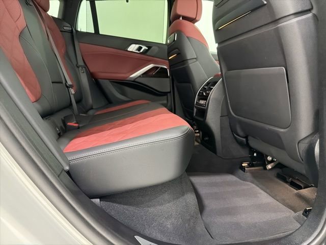 Certified 2024 BMW X6 xDrive40i w/ Executive Package image 23