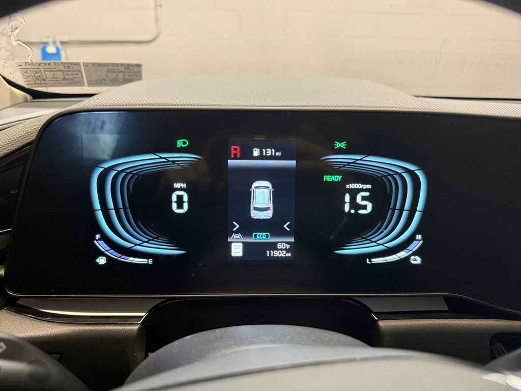 Used 2025 Kia Niro EX Touring image 15