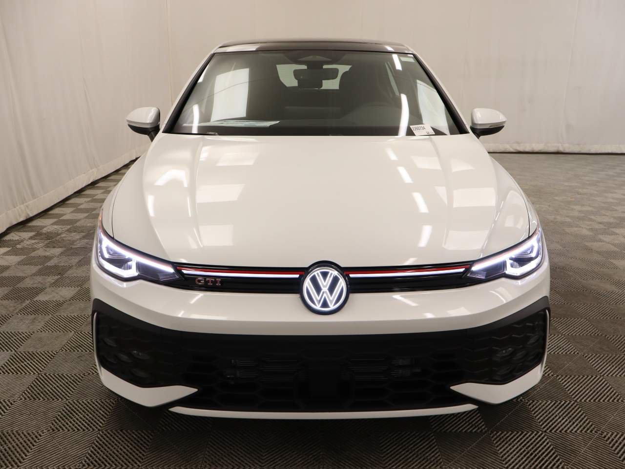 New 2026 Volkswagen Golf SE FWD image 4