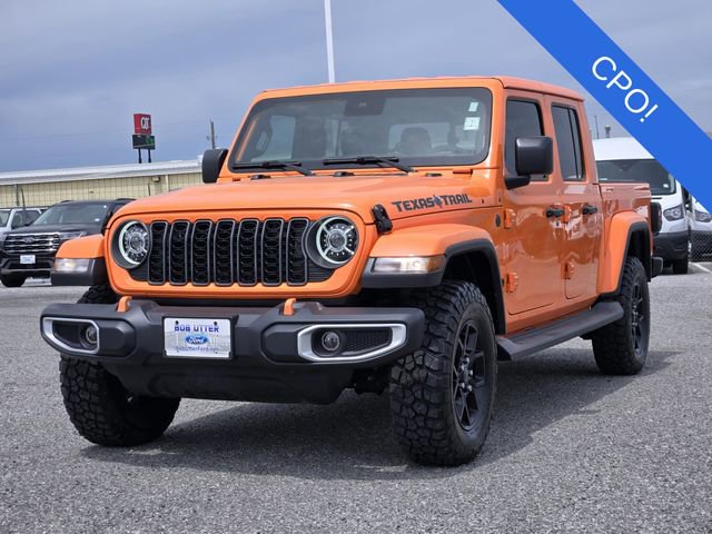 Used 2025 Jeep Gladiator Sport AWD/4WD image 3