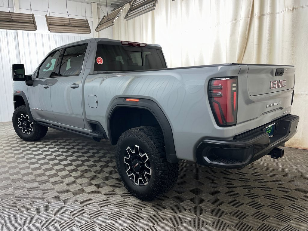 Used 2024 GMC Sierra 2500 AT4X image 25