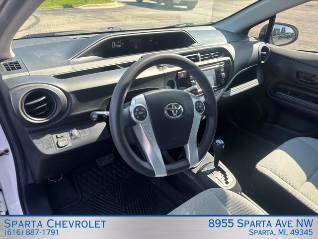 Used 2016 Toyota Prius C One FWD image 16