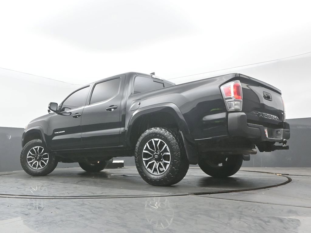 Used 2020 Toyota Tacoma TRD Sport AWD/4WD image 28