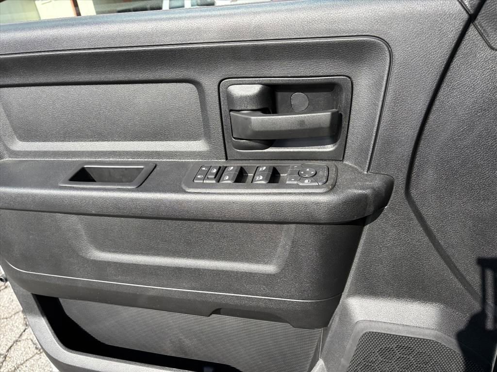 New 2026 RAM 3500 Tradesman AWD/4WD image 17