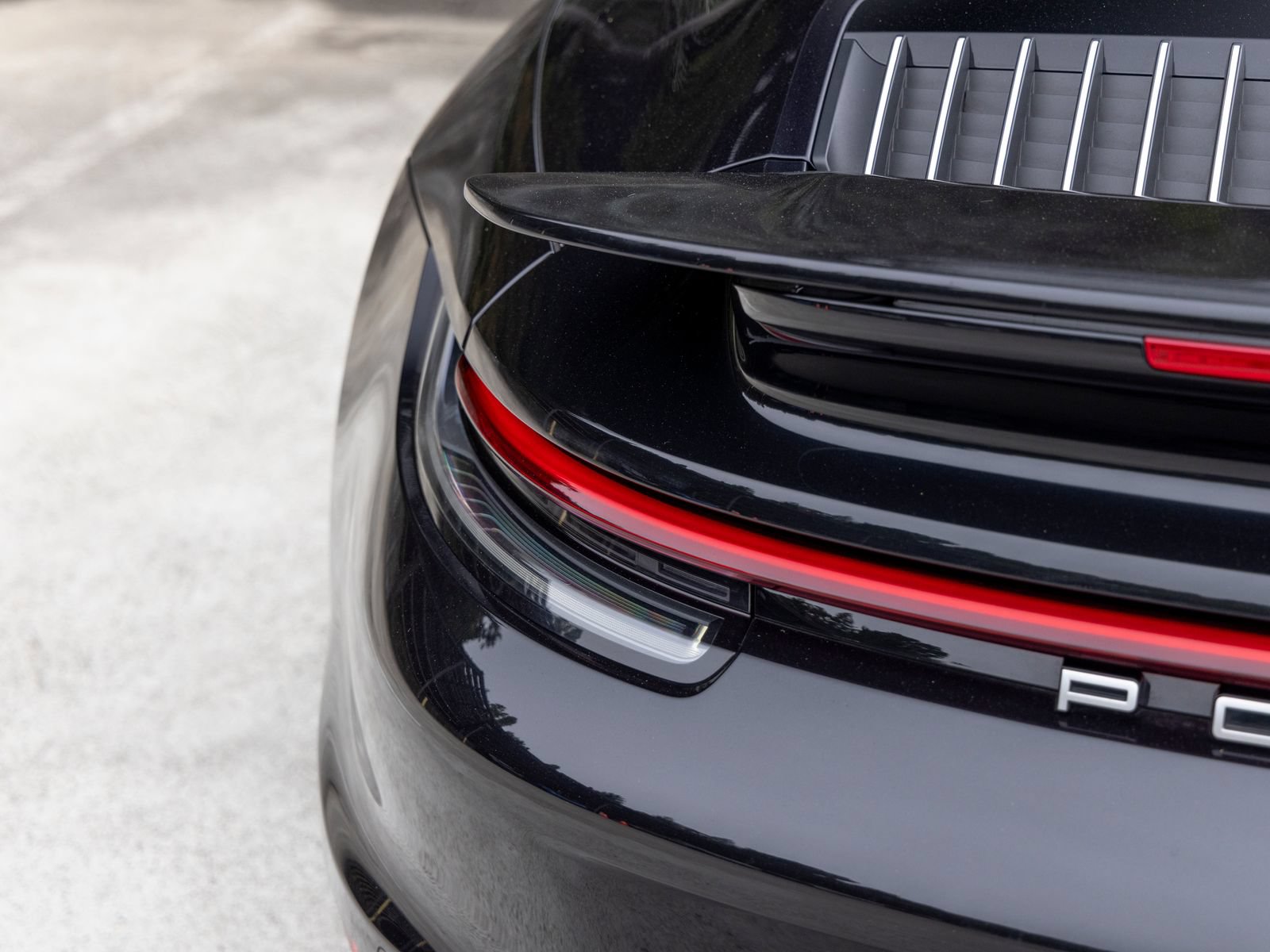 Certified 2023 Porsche 911 Turbo AWD/4WD image 19