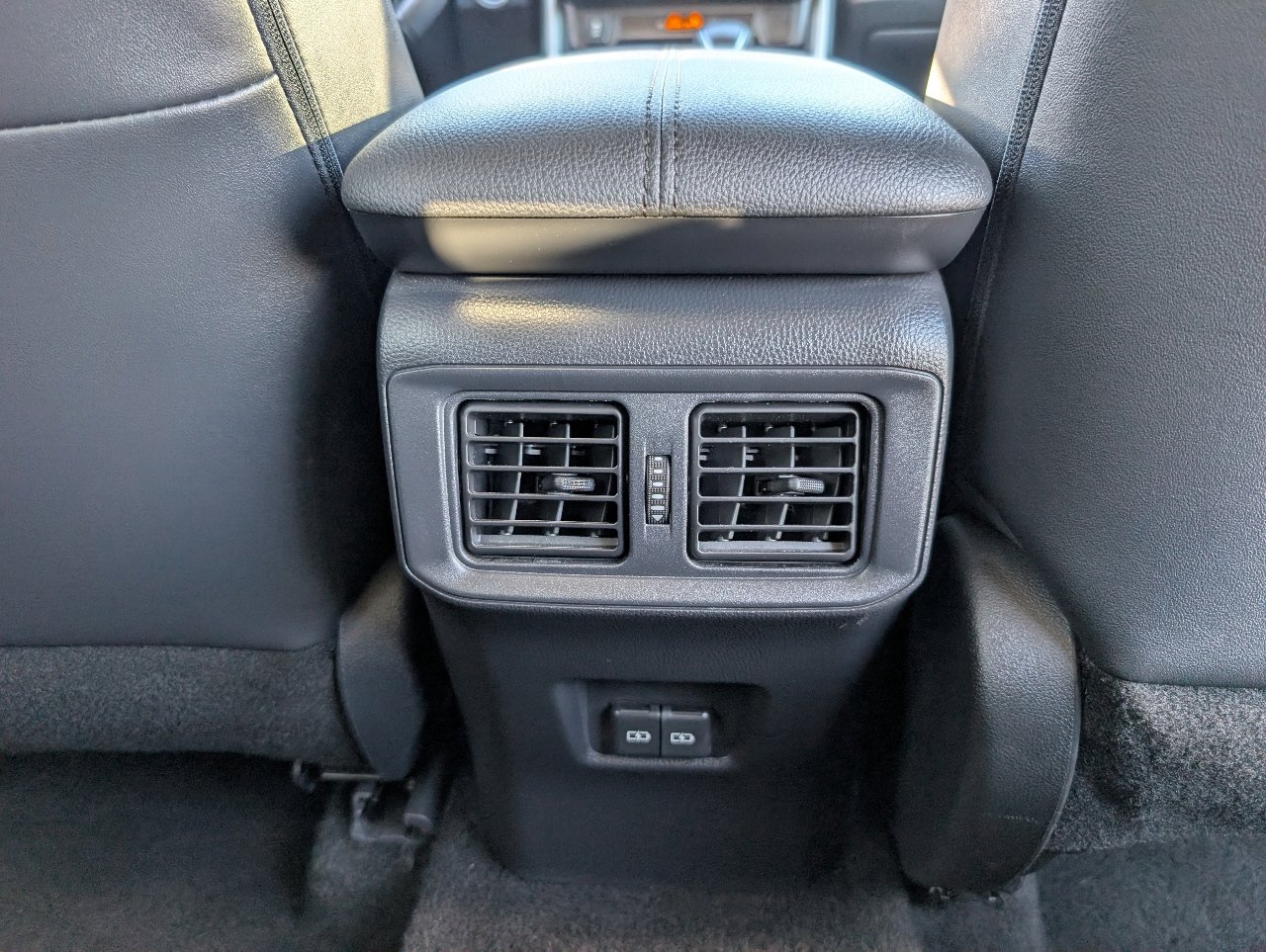 Used 2024 Toyota RAV4 Adventure image 7