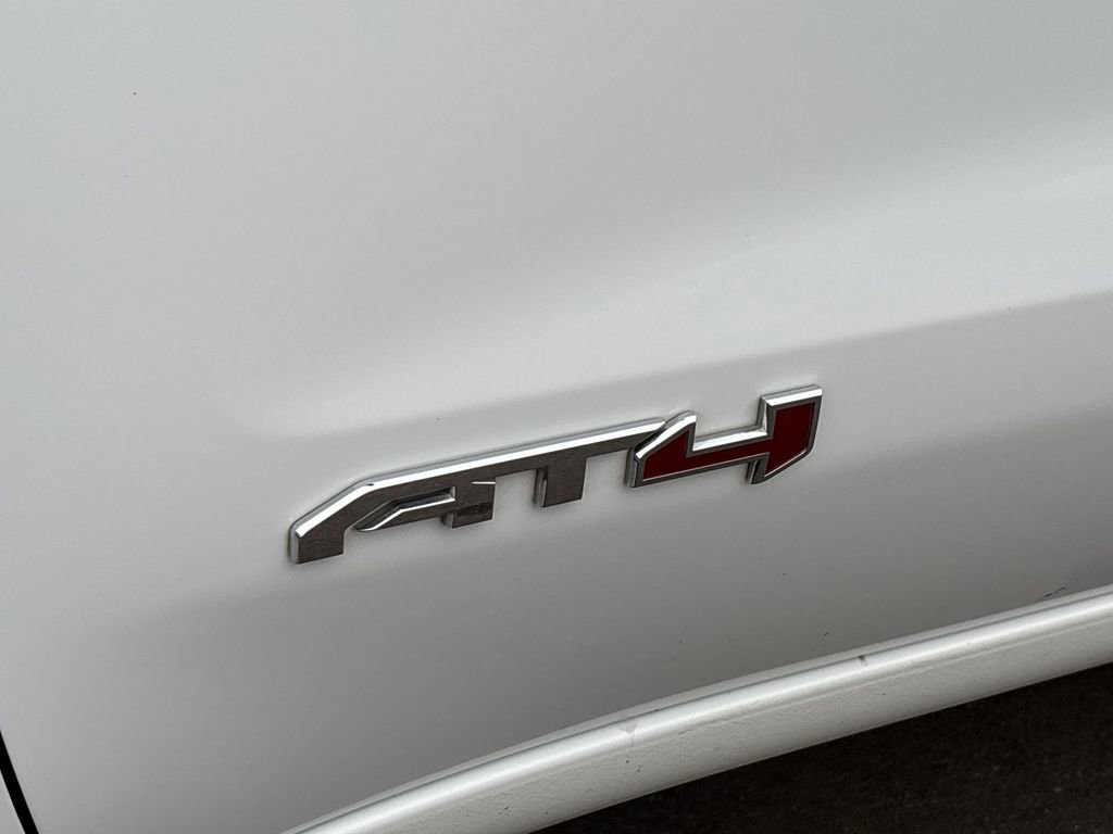 Used 2022 GMC Sierra 1500 AT4 w/ Technology Package image 31