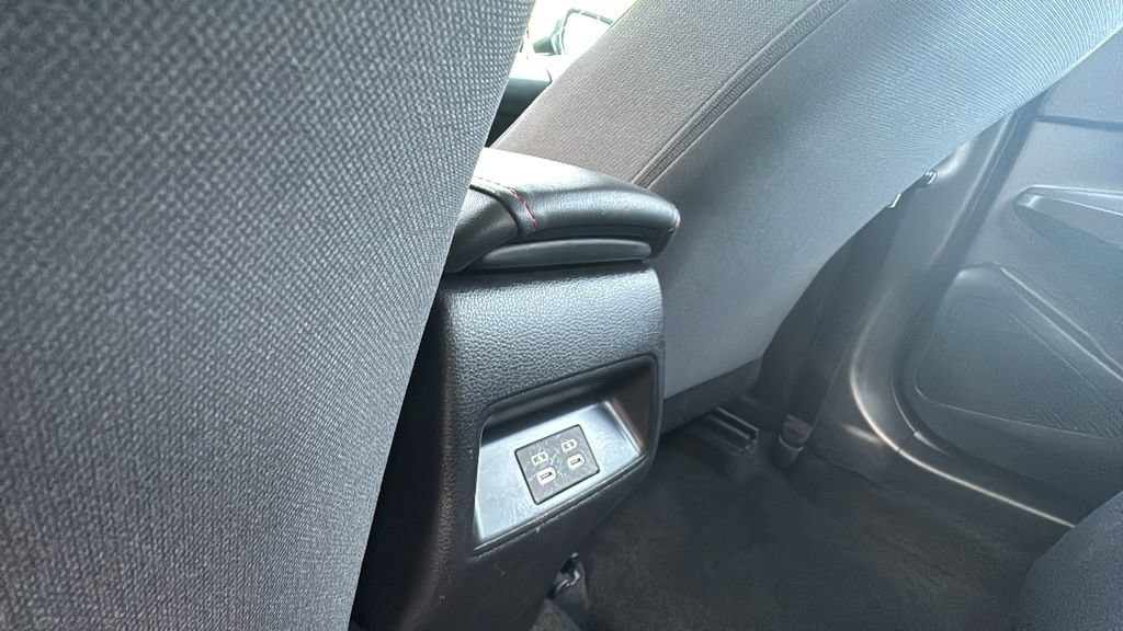 Used 2025 Toyota Corolla SE FWD image 25