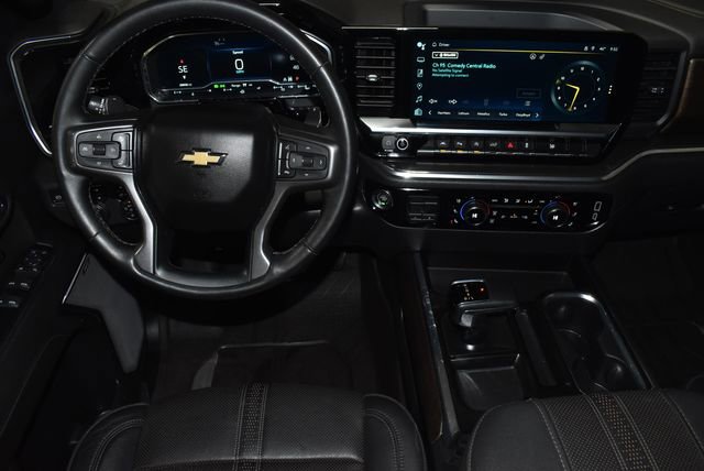 Used 2023 Chevrolet Silverado 1500 High Country w/ Technology Package image 15