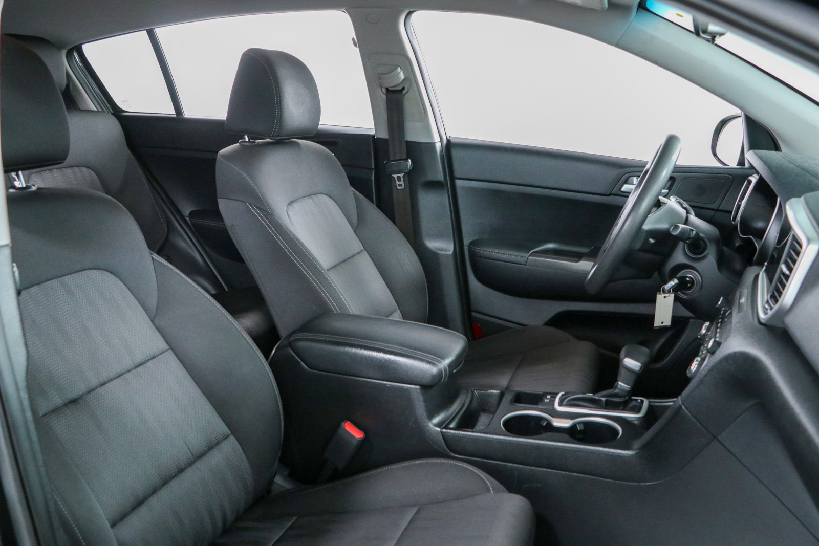 Used 2022 Kia Sportage LX FWD image 26