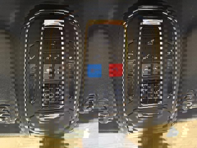 New 2025 Jeep Wagoneer Series III w/ Premium Group I image 19