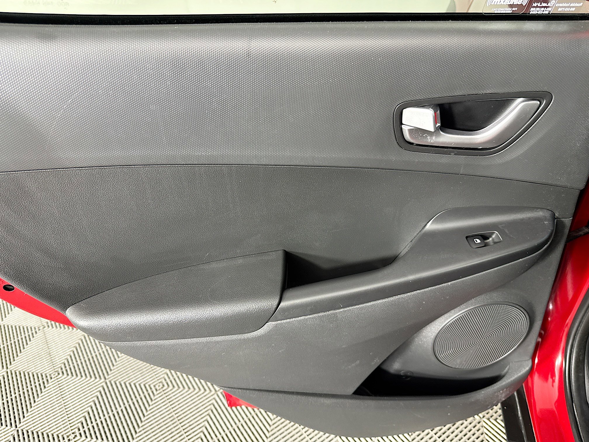 Used 2022 Hyundai Kona SEL w/ Convenience Package image 25