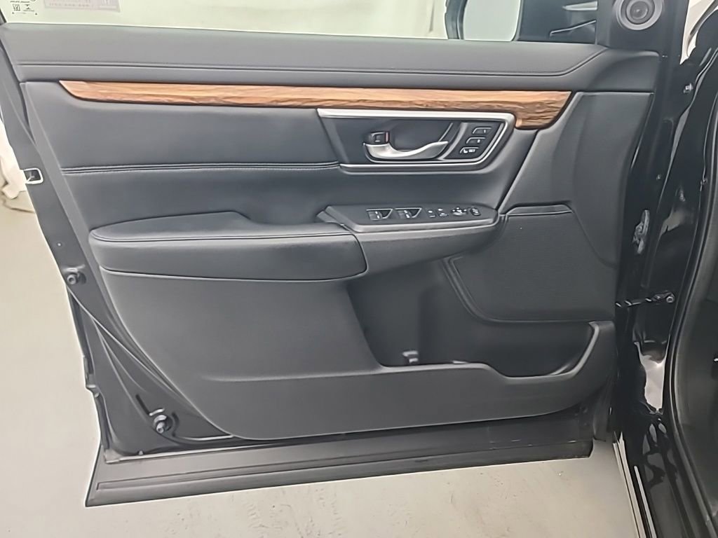 Used 2022 Honda CR-V Touring image 22