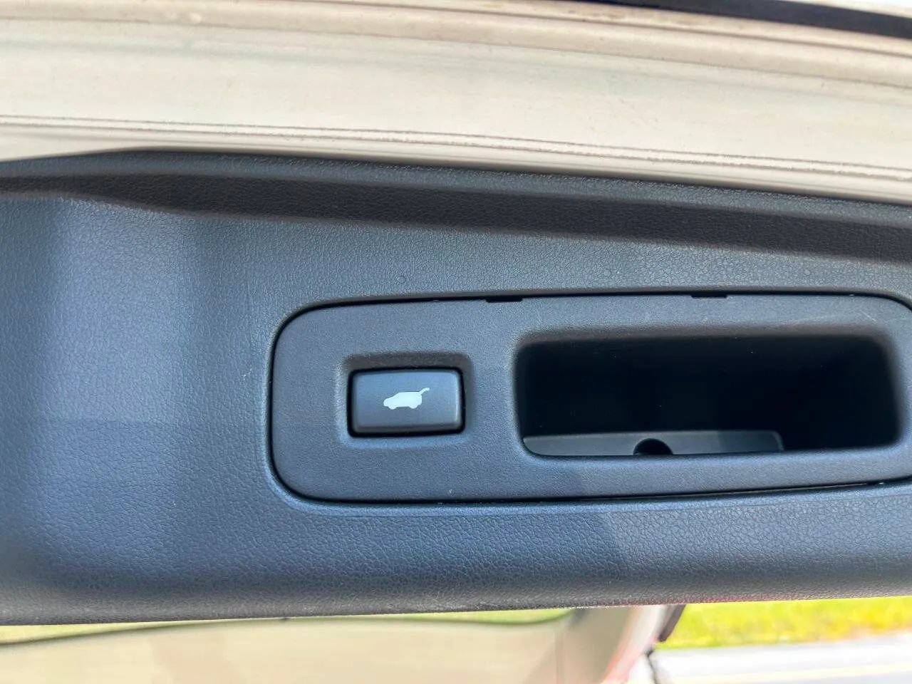 Used 2015 Honda CR-V Touring image 19