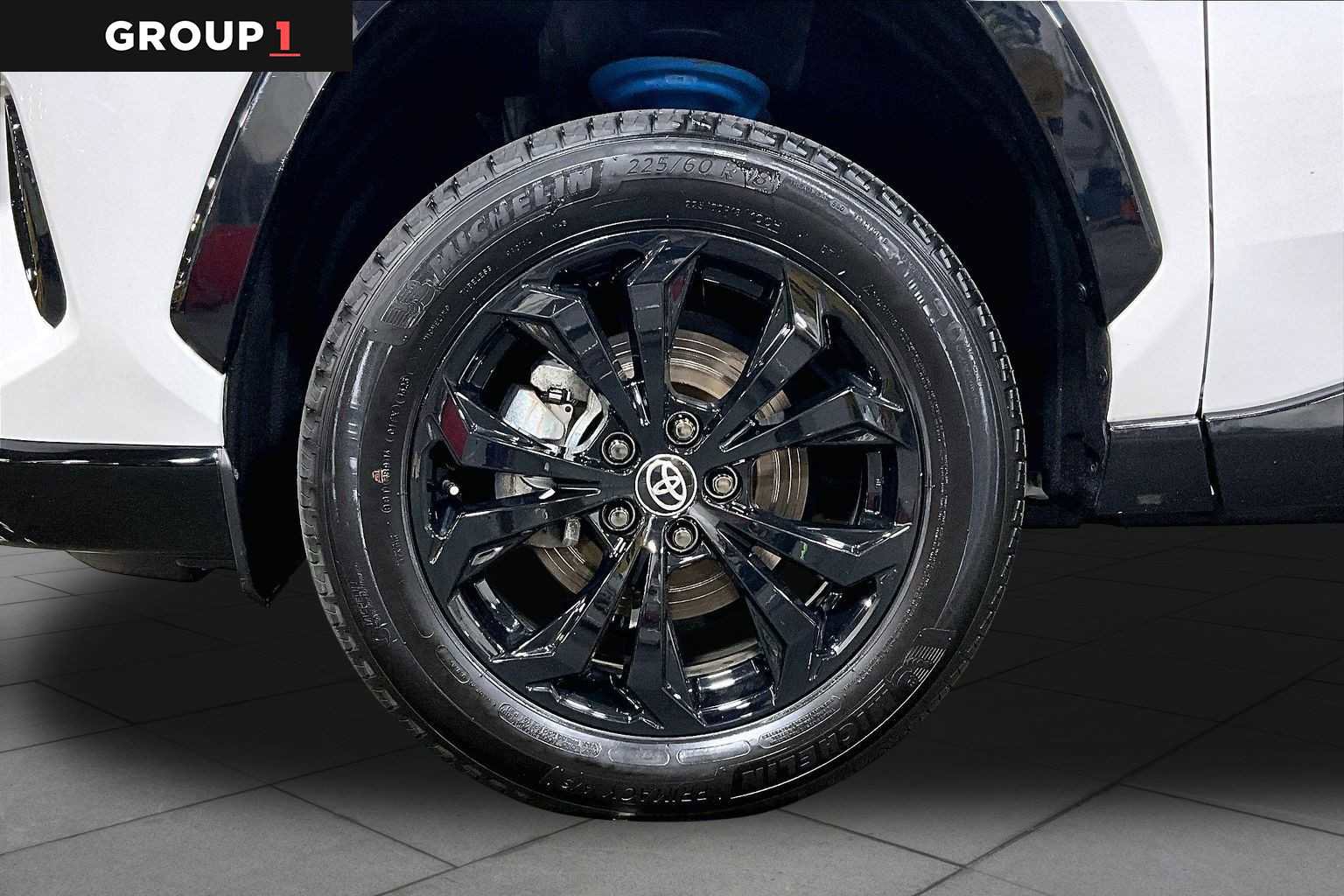 Used 2023 Toyota RAV4 SE w/ SE Grade Weather Package image 11