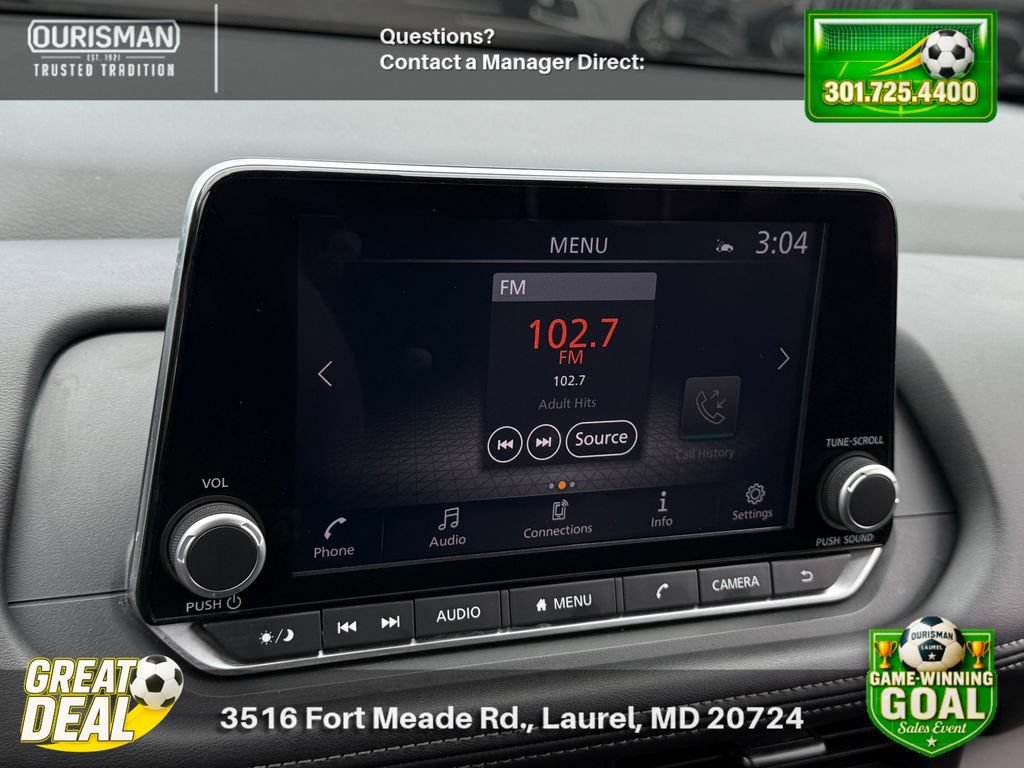 Used 2025 Nissan Rogue SV FWD image 23