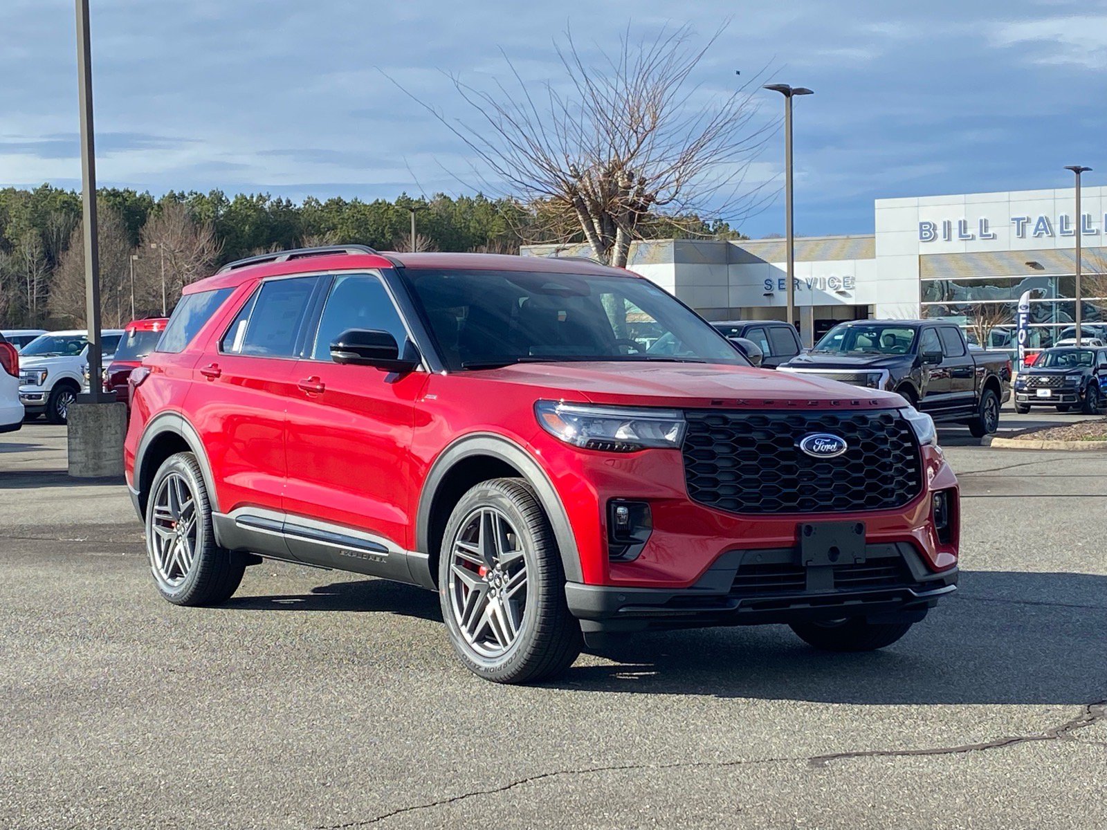 New 2026 Ford Explorer ST-Line w/ ST-Line Street Pack AWD/4WD image 2
