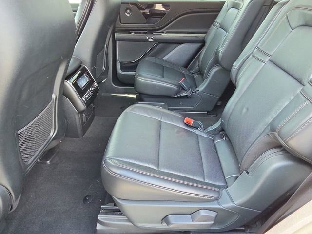 Used 2021 Lincoln Aviator Reserve w/ Equipment Group 201A image 13