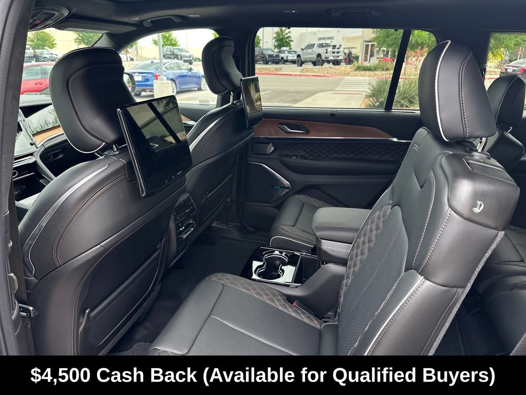 New 2026 Jeep Grand Cherokee L Summit w/ Obsidian Package AWD/4WD image 33