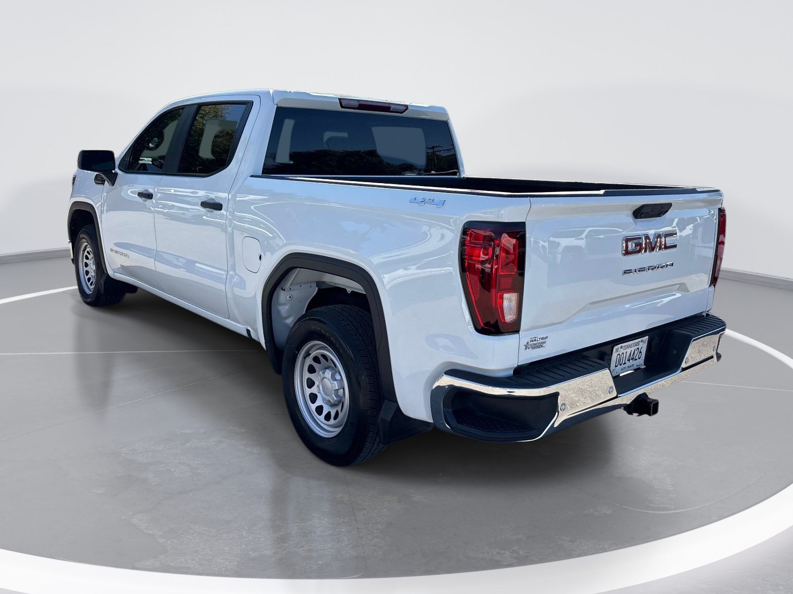 Used 2024 GMC Sierra 1500 Pro w/ Pro Value Package AWD/4WD image 6