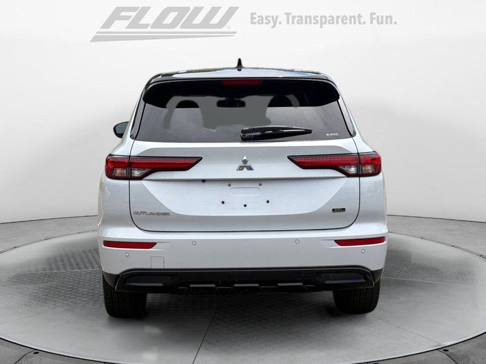 Used 2023 Mitsubishi Outlander SEL AWD/4WD image 8