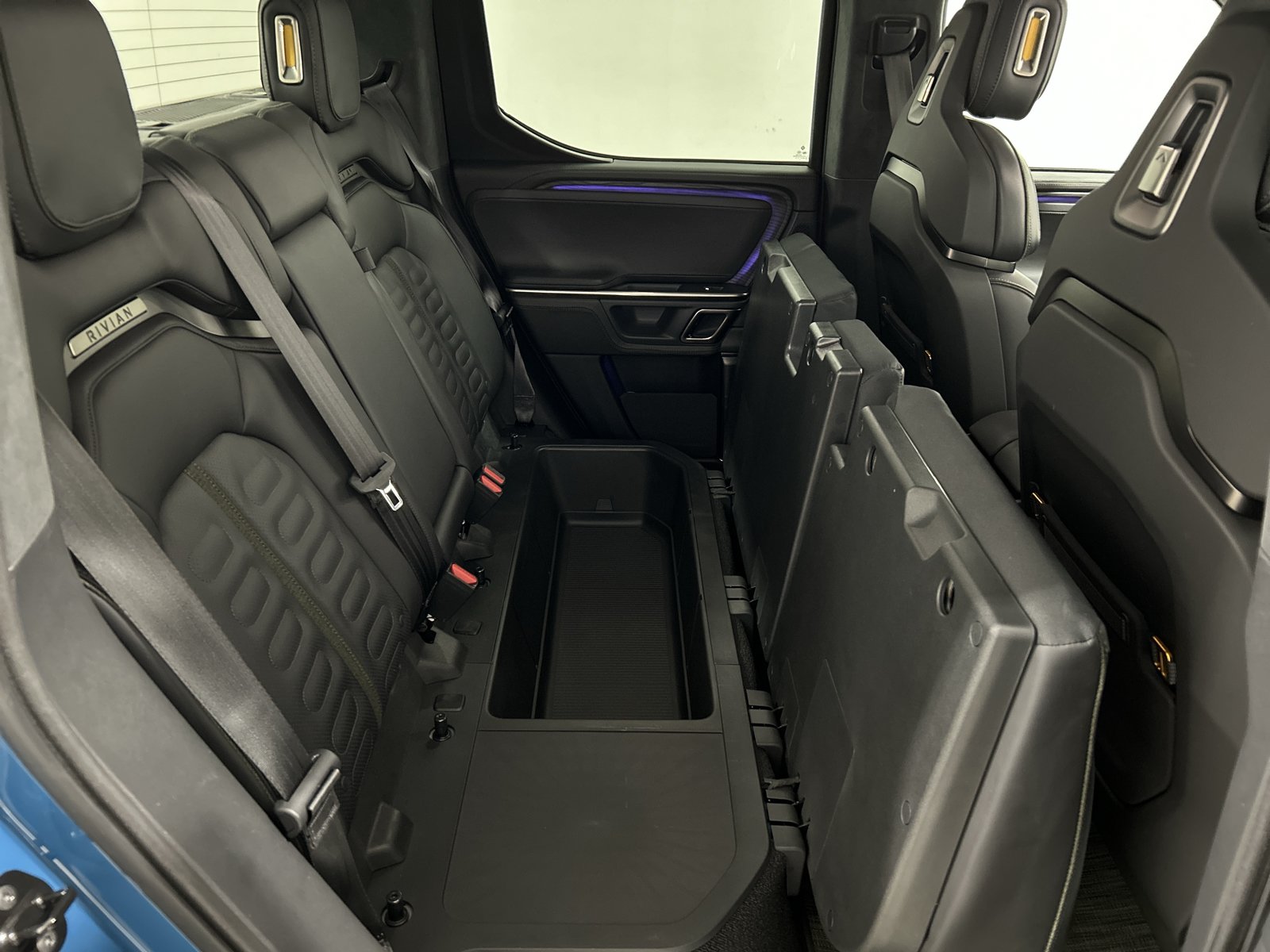 Used 2024 Rivian R1T Adventure AWD/4WD image 24
