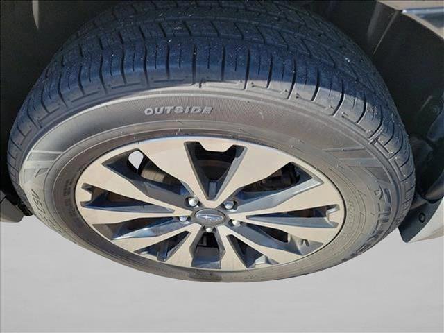 Used 2016 Subaru Outback 2.5i Limited image 11