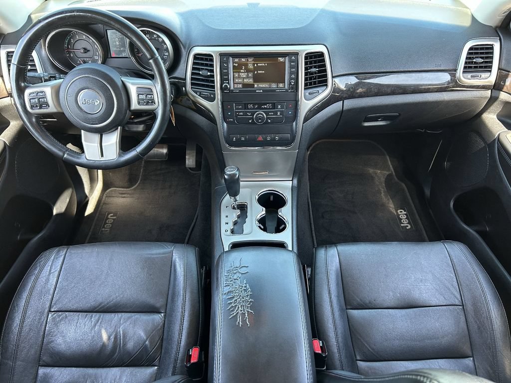 Used 2013 Jeep Grand Cherokee Laredo RWD image 16