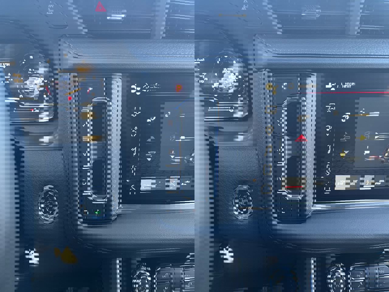 Used 2023 GMC Yukon Denali image 28